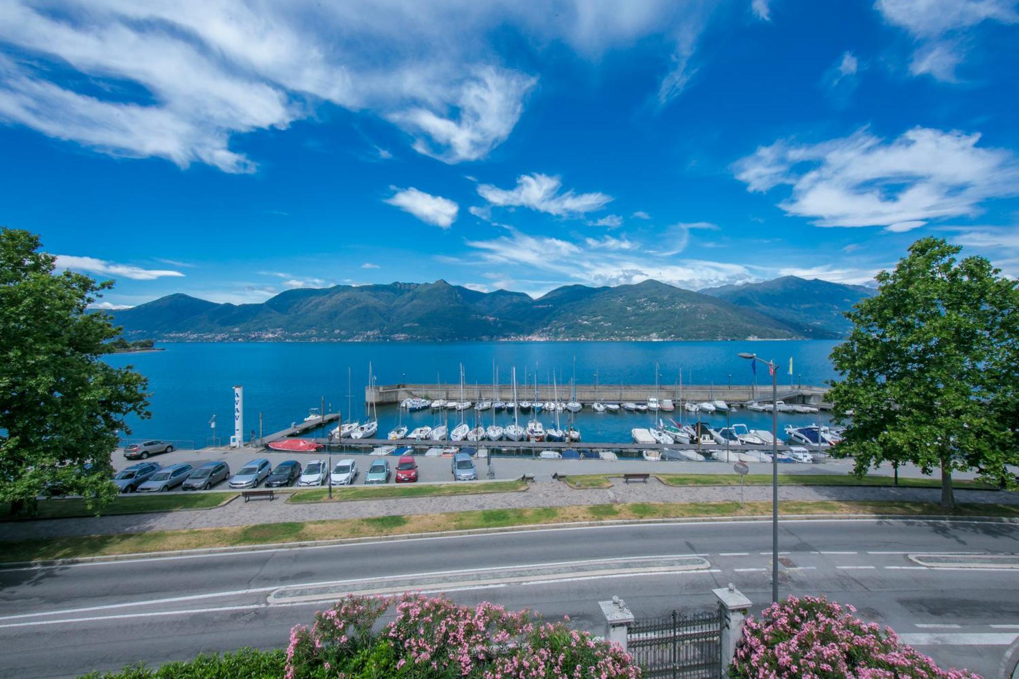 Residenza Oleandro Lake View Luino Center - Happy Rentals Exterior photo
